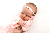 Vittoria's Newborn Portraits
